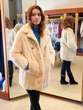Load image into Gallery viewer, Vintage Telluride Mink Coat
