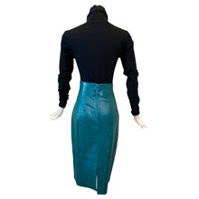 Load image into Gallery viewer, Vintage Manhattan 2-Piece Suit
