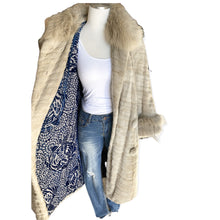 Load image into Gallery viewer, Vintage Apelton Ermine Fur Coat
