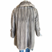 Load image into Gallery viewer, Vintage Alta Mink Coat
