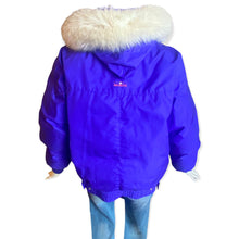 Load image into Gallery viewer, Vintage Snowmass Coat
